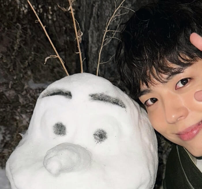 2日連続！】パクボゴム、撮影終了後にグループチャットに登場「ファン