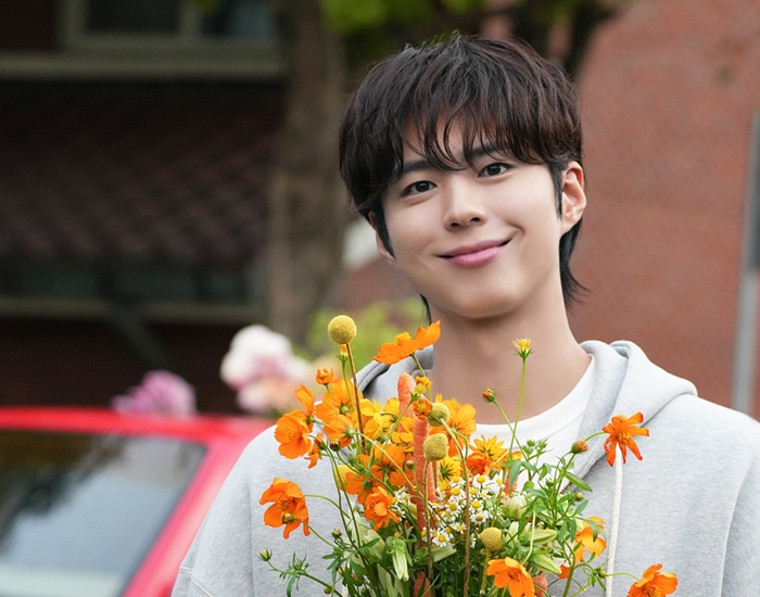 ボゴミの事務所からプレゼント】パクボゴム「ダングン紙面広告」の