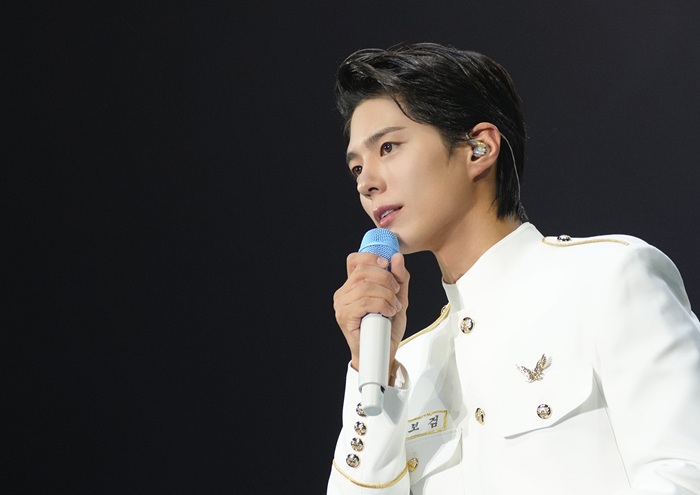 パクボゴム まとめ売り おまけ付き ボゴミの事務所発！「パクボゴム×2025MCビハインドフォト」大量公開