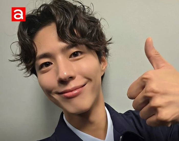 パクボゴム、本人投稿で新番組を広報！「1月30日 剣曜日夜8時40分